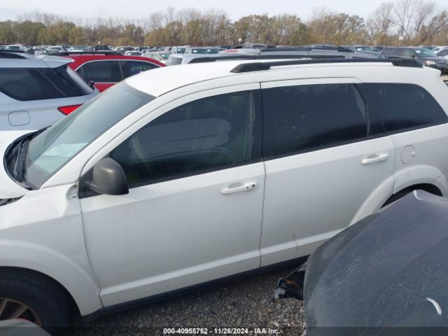3C4PDCAB8JT382500 Dodge JOURNEY SE
