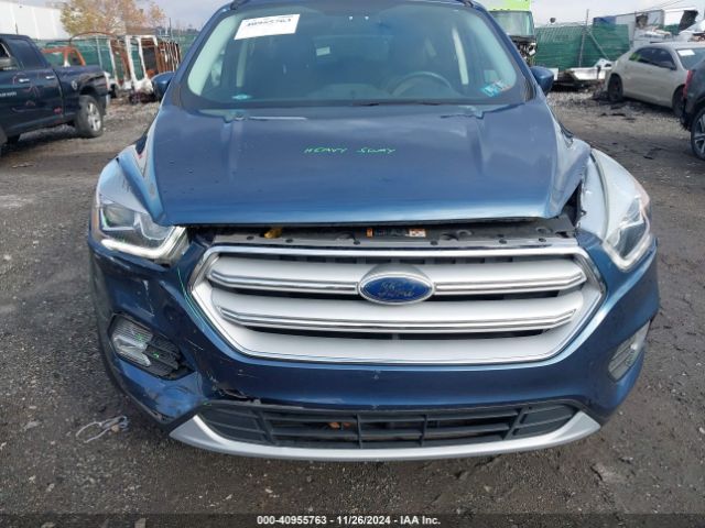1FMCU9HD2JUB02922 Ford ESCAPE SEL