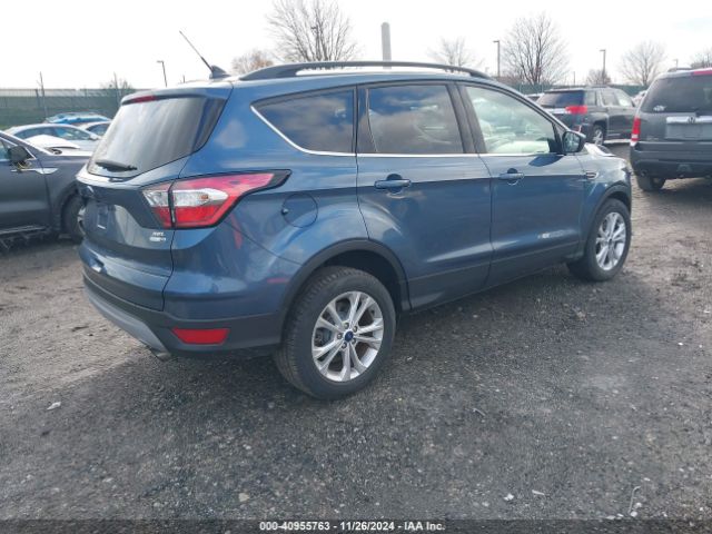 1FMCU9HD2JUB02922 Ford ESCAPE SEL
