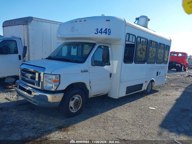 2014 Ford Bus E-350 Cutaway მანქანა იყიდება აუქციონზე, vin: 1FDEE3FL4EDA29135, აუქციონის ნომერი: 40955984