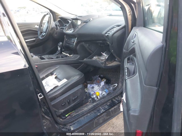 Ford Escape Titanium 2017 1FMCU0J96HUB45087 Image 5