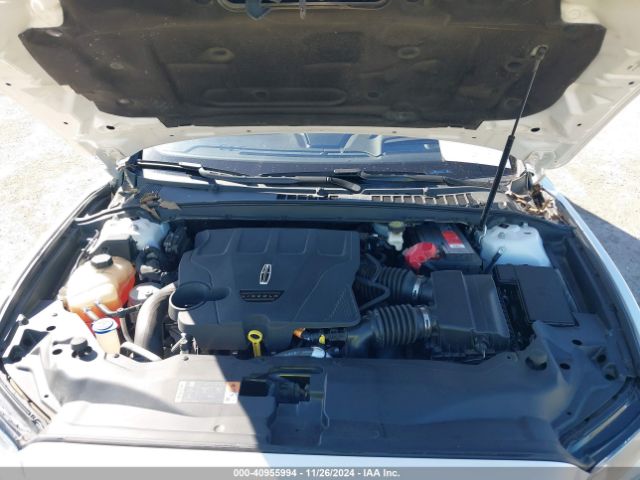 1LN6L9NC3H5629819 Lincoln Continental Reserve