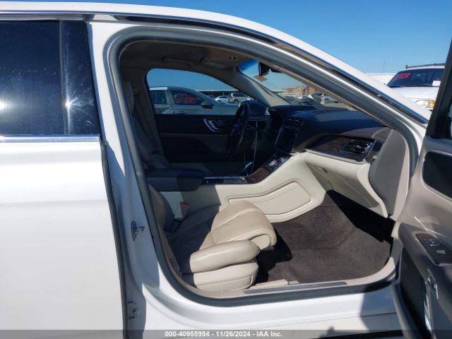 1LN6L9NC3H5629819 Lincoln Continental Reserve