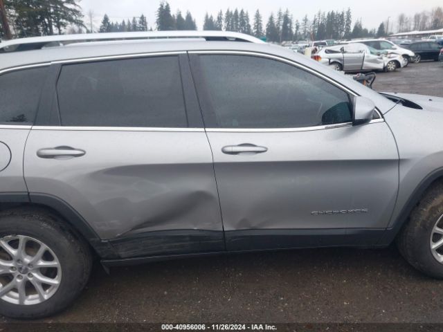 1C4PJMCS7HW637640 Jeep Cherokee Latitude 4x4