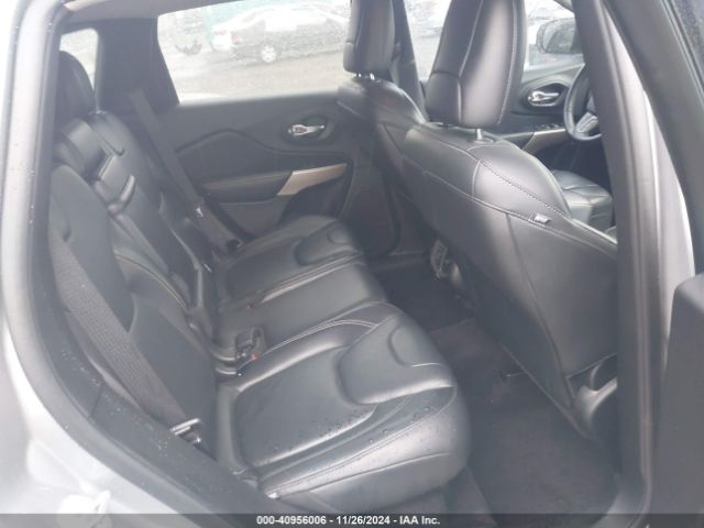 1C4PJMCS7HW637640 Jeep Cherokee Latitude 4x4