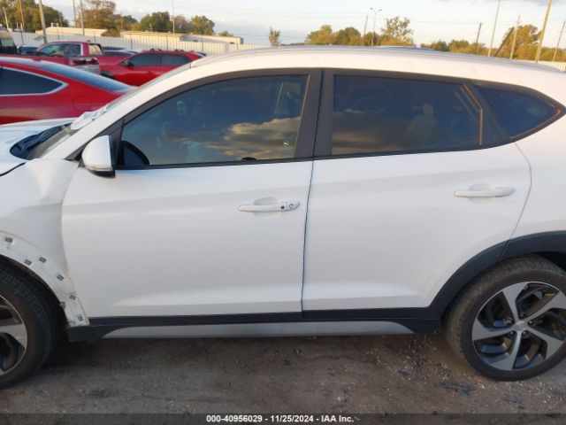 KM8J33A24HU549004 Hyundai Tucson Sport