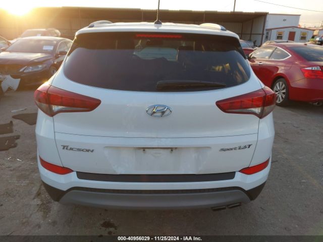 KM8J33A24HU549004 Hyundai Tucson Sport
