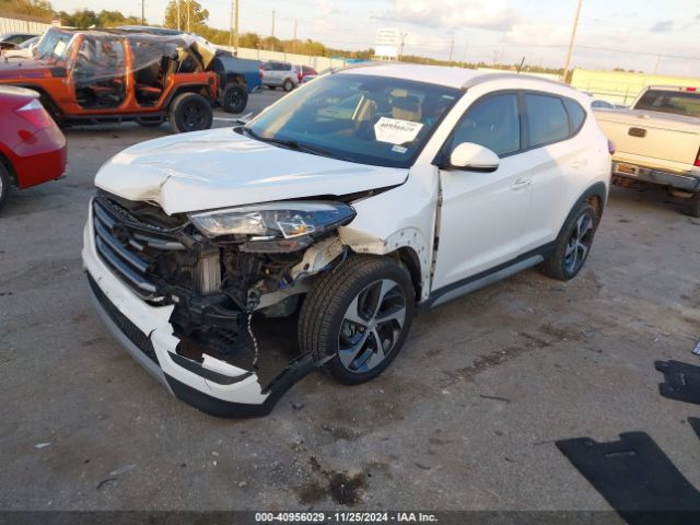 KM8J33A24HU549004 Hyundai Tucson Sport
