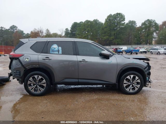 JN8BT3BA0PW412521 Nissan Rogue Sv Fwd
