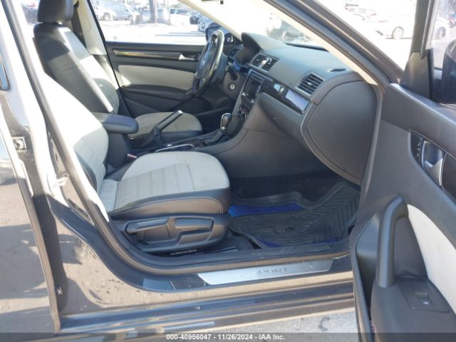 1VWBT7A37FC087241 Volkswagen Passat 1.8t Sport