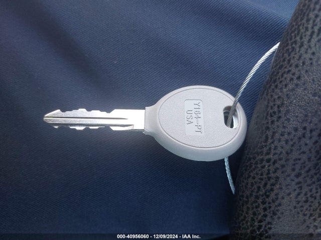 Chrysler 200 LX 2014 1C3CCBABXEN122508 Image 11
