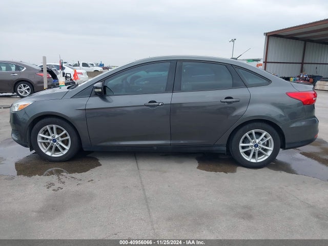 Ford FOCUS SE 2017 1FADP3F24HL254124 Image 15