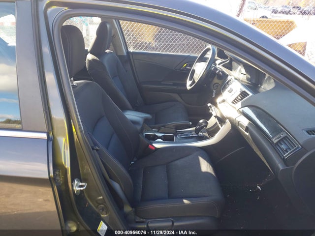 Продажа на аукционе авто 2013 Honda Accord Sport, vin: 1HGCR2F57DA025383, номер лота: 40956076