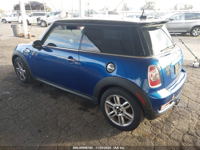 2013 MINI HARDTOP WMWSV3C50DT388920 Photo 2