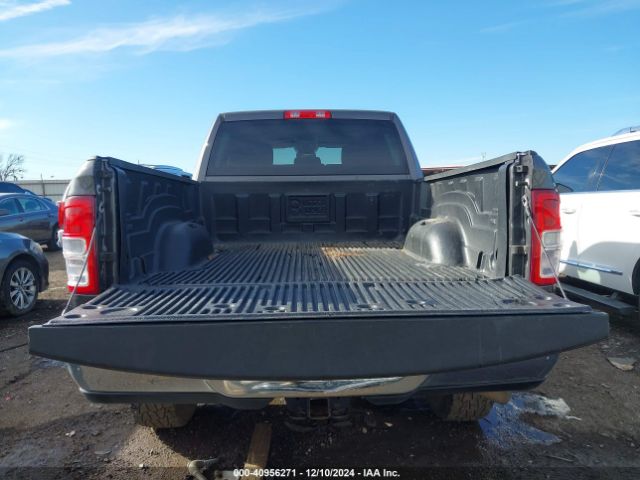 3C6UR5DJ4KG689070 RAM 2500 Big Horn  4x4 6'4 Box