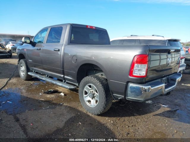 3C6UR5DJ4KG689070 RAM 2500 Big Horn  4x4 6'4 Box