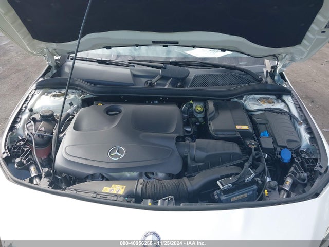 WDDSJ4EB6FN270777 Mercedes-Benz CLA 250