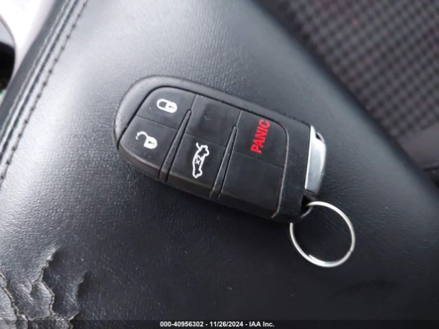 2C3CDZAGXLH236077 Dodge Challenger Sxt