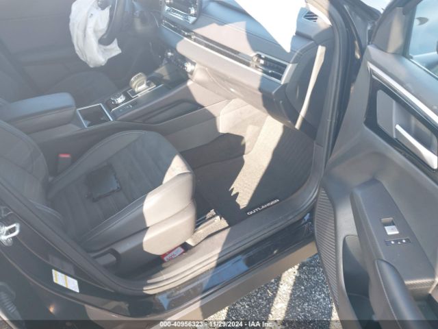 JA4J4VA82RZ018660 Mitsubishi Outlander Se 2.5