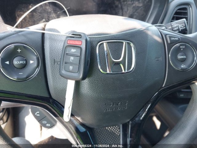 3CZRU6H31NM751099 Honda Hr-v Awd Lx