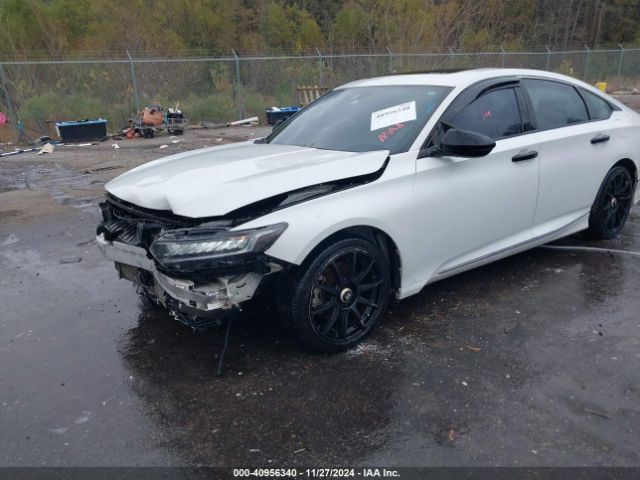 1HGCV1F97JA109577 Honda Accord Touring