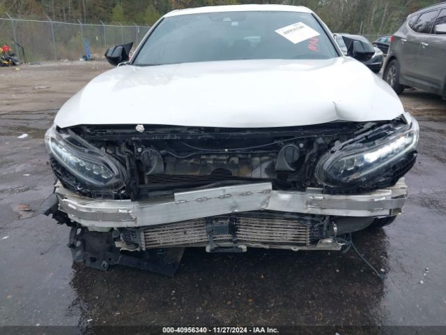 1HGCV1F97JA109577 Honda Accord Touring