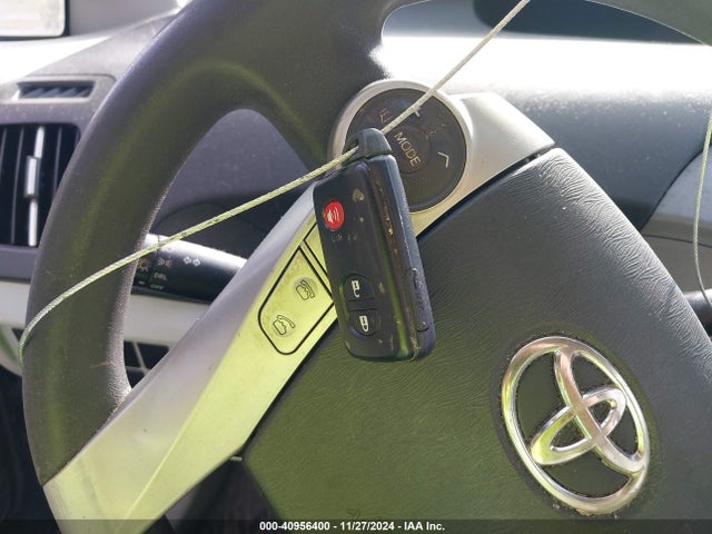 Toyota Prius Two 2015 JTDKN3DU2F0435670 Image 11