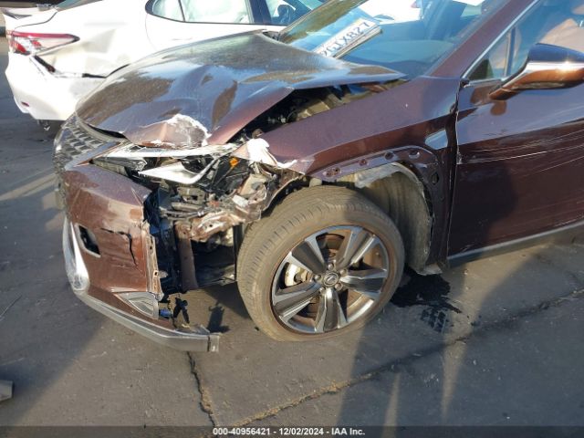JTHY3JBHXK2017624 Lexus UX 200