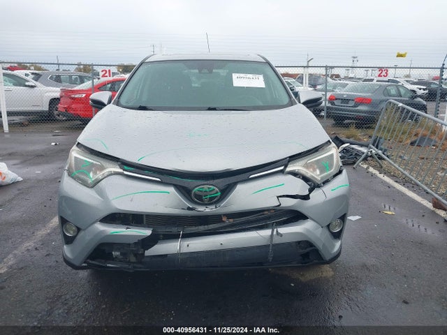Toyota Rav4 Xle 2018 2T3WFREV6JW409554 Image 6