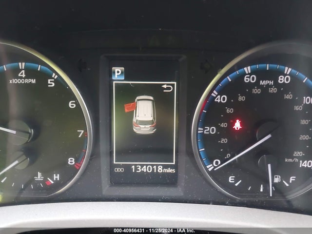 Toyota Rav4 Xle 2018 2T3WFREV6JW409554 Image 7