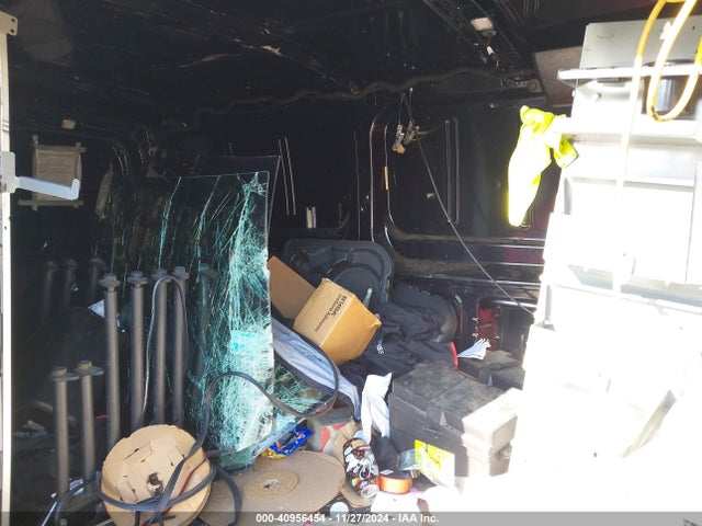 1FTYE2Y8XLKA46776 Ford Transit-150 Cargo Van