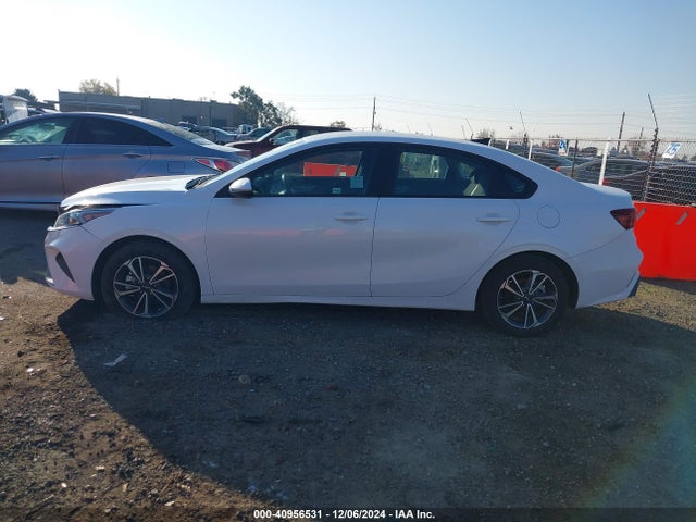 KIA Forte Lxs 2024 3KPF24AD5RE766081 Image 14