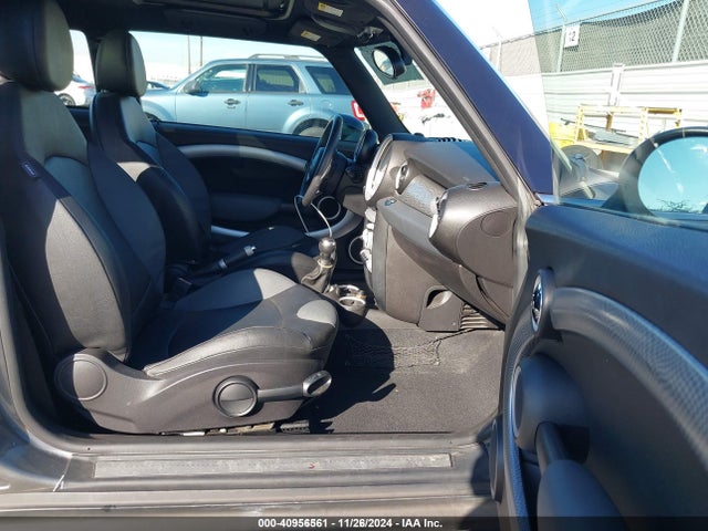 2009 MINI COOPER S WMWMF73519TT95508 Photo 4