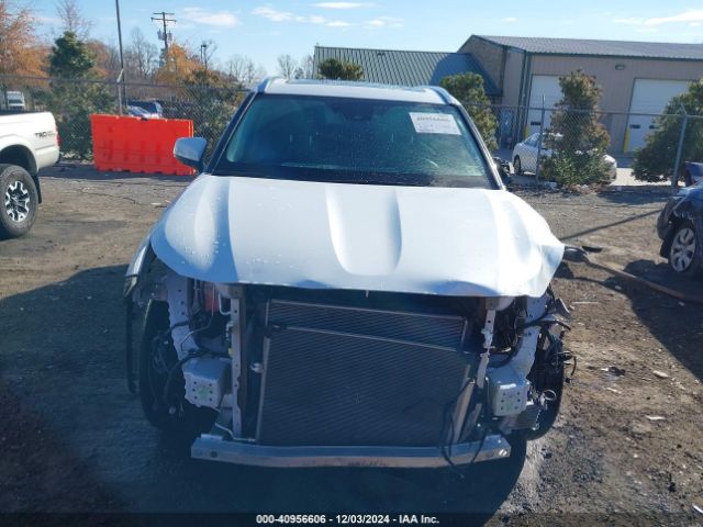 5TDFZRBH9NS168036 Toyota Highlander Platinum