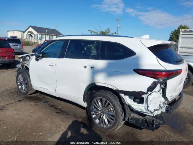 5TDFZRBH9NS168036 Toyota Highlander Platinum
