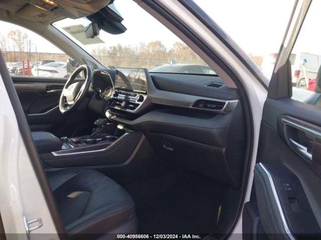 5TDFZRBH9NS168036 Toyota Highlander Platinum