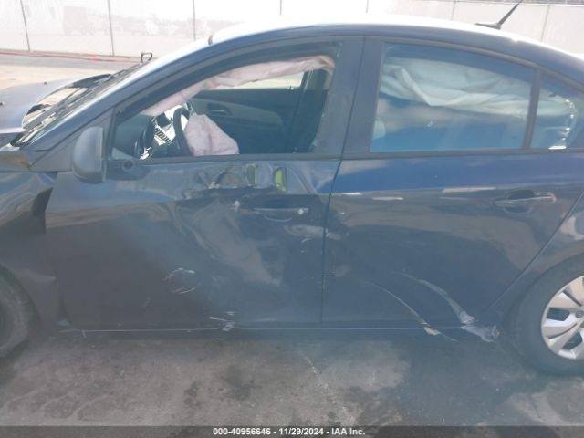 1G1PA5SH3E7186443 Chevrolet Cruze Ls Auto