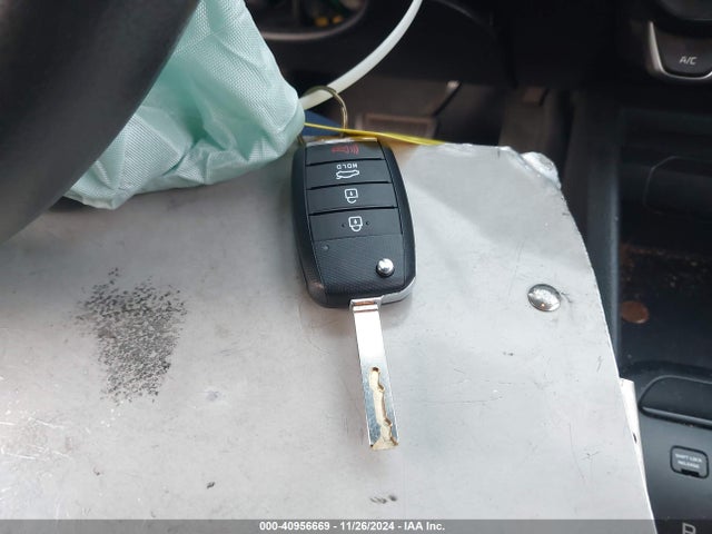 3KPA24ABXKE161102 KIA RIO S