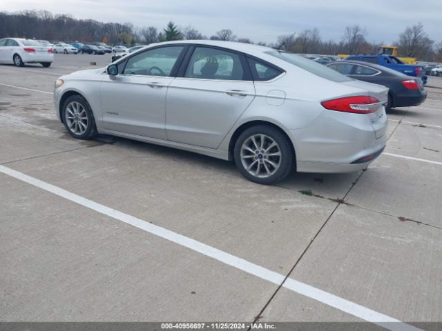 3FA6P0LU7HR296978 Ford Fusion Hybrid Se