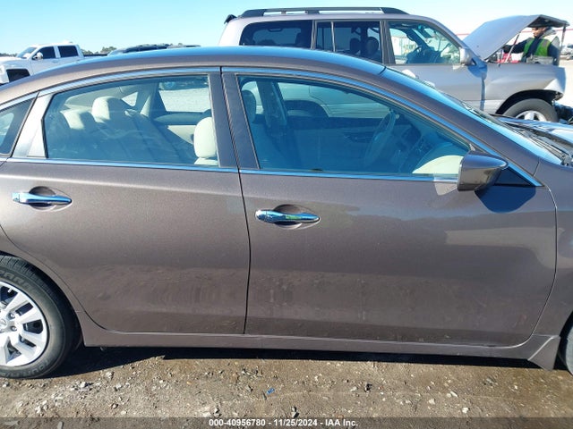 Nissan Altima 2.5 S 2015 1N4AL3AP3FN921686 Image 13