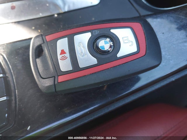 WBA8D9G38HNU65133 BMW 330i Xdrive