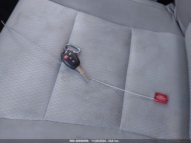 Toyota COROLLA LE 2016 2T1BURHE6GC694632 Image 11