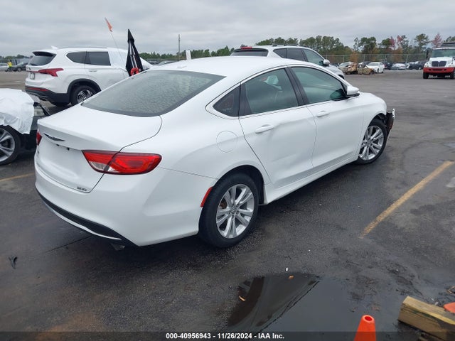 Chrysler 200 Limited 2015 1C3CCCABXFN603494 Image 4