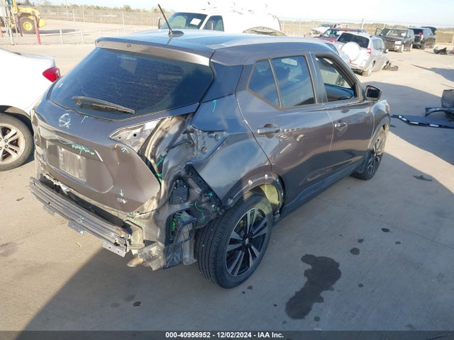 3N1CP5CU6KL494586 Nissan KICKS SV