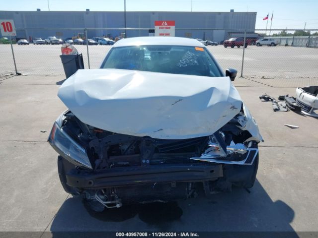 3VW2K7AJXEM368450 Volkswagen Jetta 2.0l S