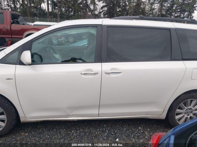 5TDDZ3DC9HS157922 Toyota Sienna Xle/limited