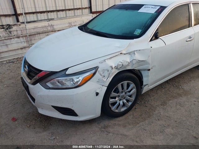 Nissan Altima 2.5 S 2017 1N4AL3AP5HN351015 Image 6
