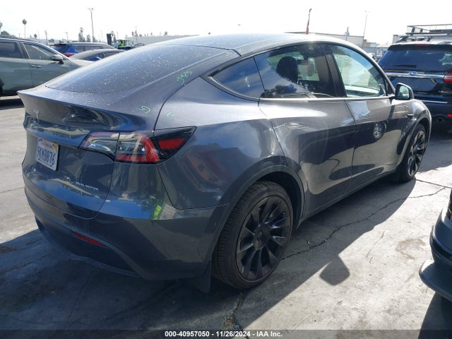 2022 TESLA MODEL Y 7SAYGDEE3NF387519 Photo 3
