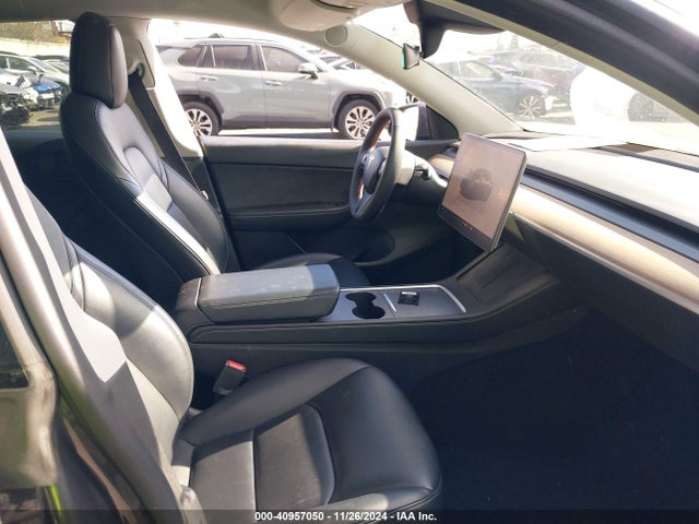 2022 TESLA MODEL Y 7SAYGDEE3NF387519 Photo 4