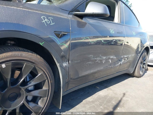 2022 TESLA MODEL Y 7SAYGDEE3NF387519 Photo 5
